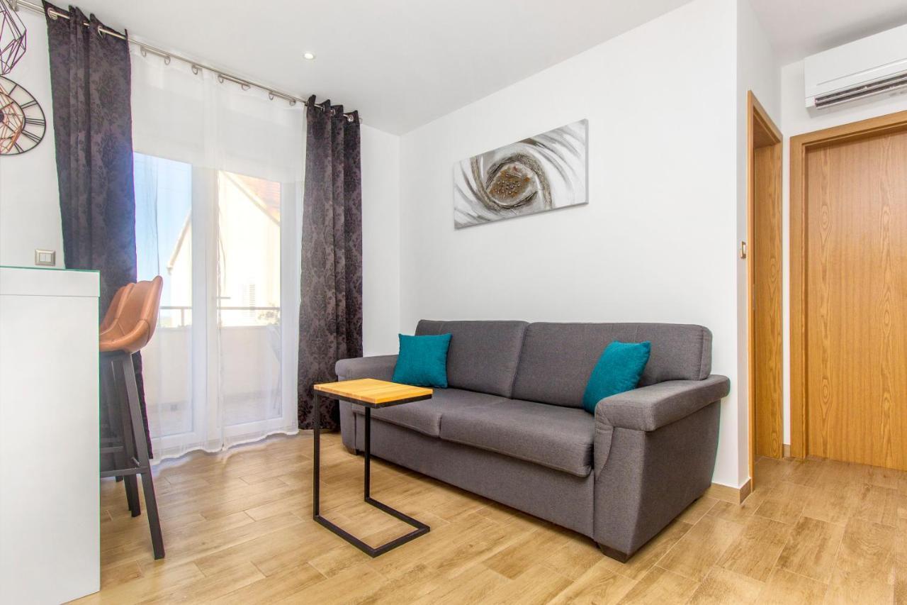 Apartment Tonka Šibenik Exteriör bild