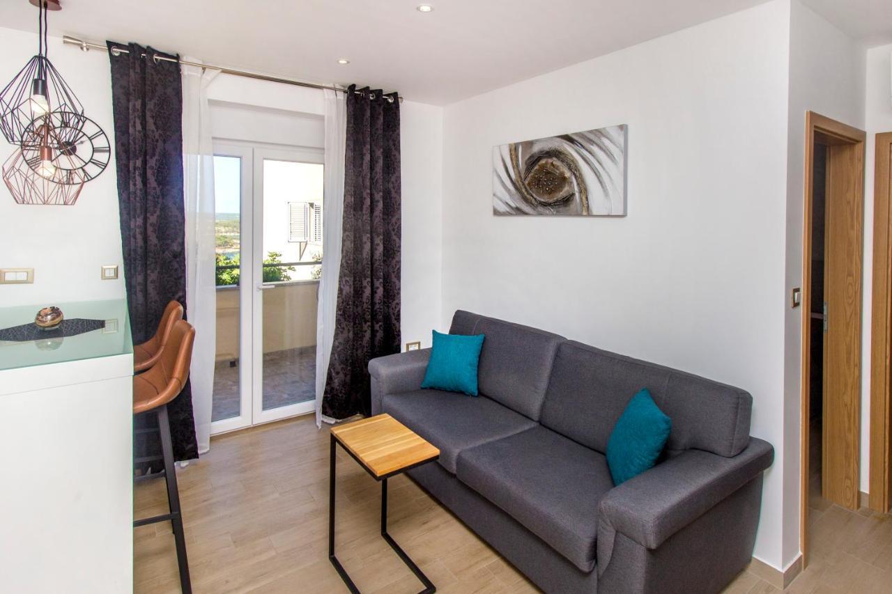 Apartment Tonka Šibenik Exteriör bild