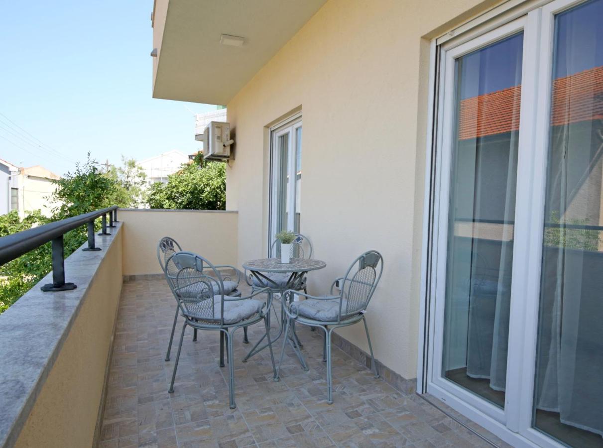 Apartment Tonka Šibenik Exteriör bild