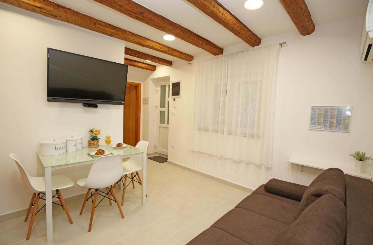 Apartment Tonka Šibenik Exteriör bild
